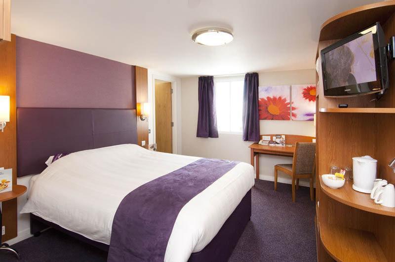 Premier Inn Chorley North Exterior foto